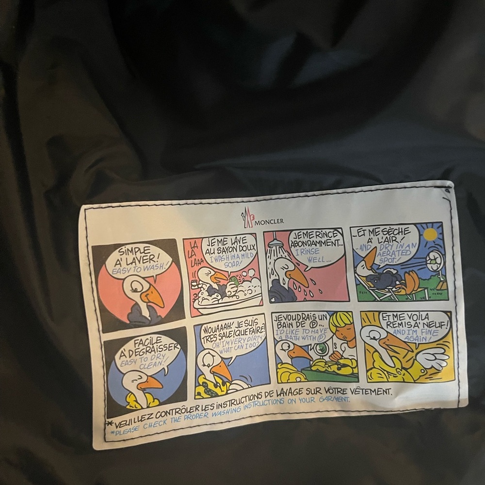 Moncler Navy Puffer Jacket - Picture 9 of 9